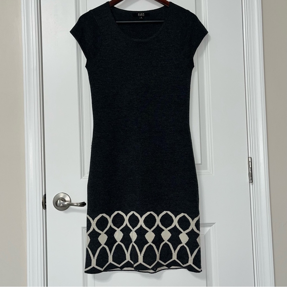 Alex Marie 100% Wool Sweater Dress Geometric Hem Size Medium